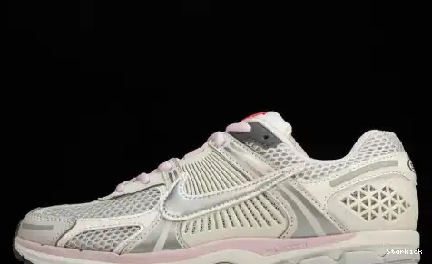 Nike 5 Pack White FN3695-001 Pink Vomero Zoom 520 0531